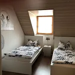 Apartman Held